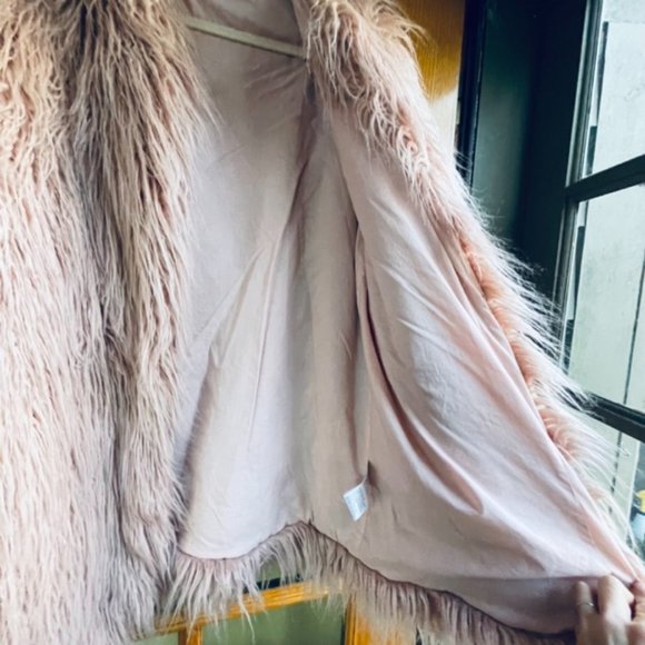 Pink/Misty Rose Faux Fur Women's Shaggy Coat - Perfect Statement Garment - Picture 5 of 8